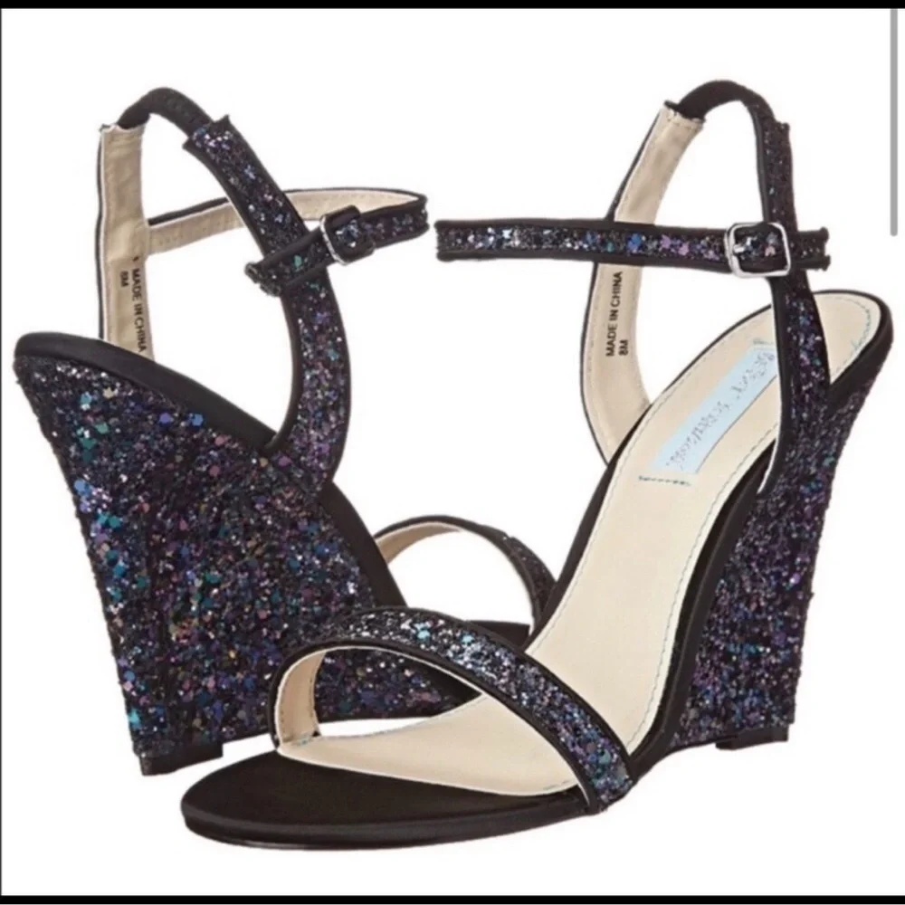 Betsey Johnson Darci Glitter‎ Wedge Sandals Sz 8.5
